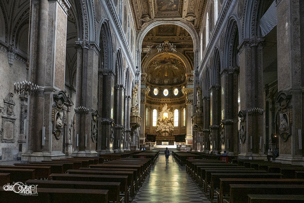 NAPOLI Duomo P1690282