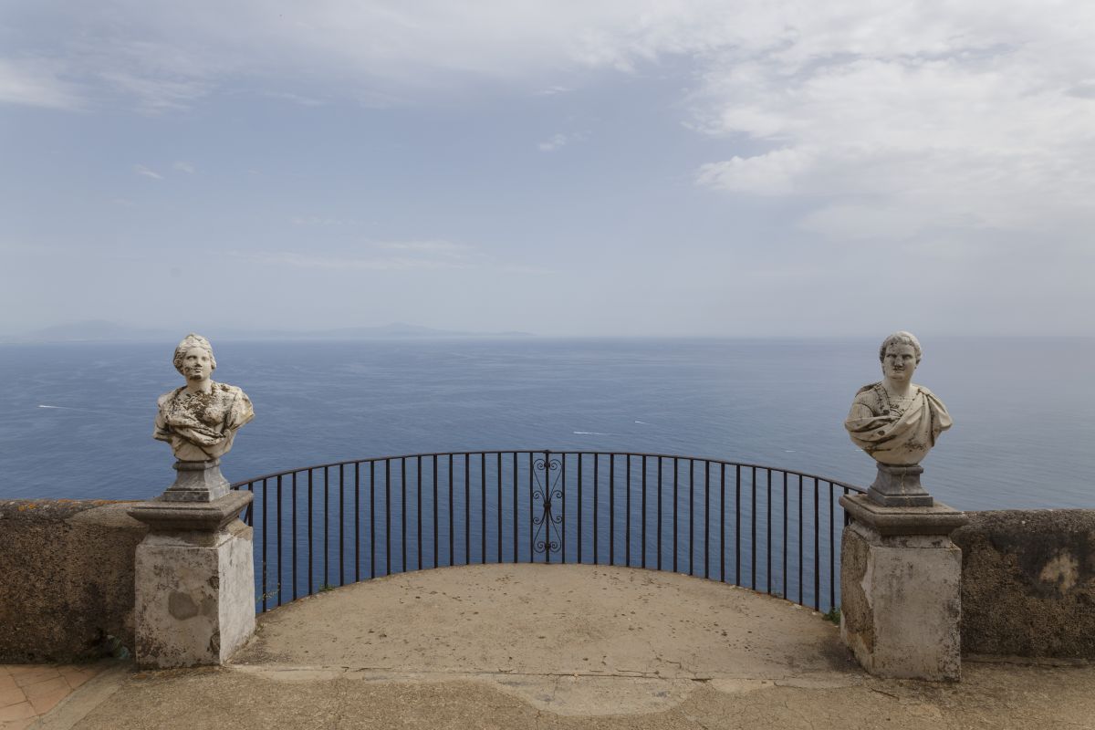 In Ravello, the botanical wonders of Villa Cimbrone overlooking the infinite